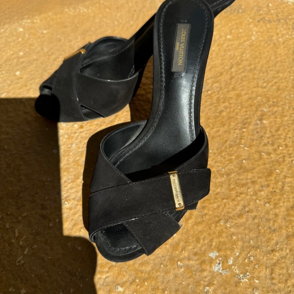 Louis Vuitton Black Suede Cross Strap Slides Sandals Size 35 1/2 - Picture 15 of 15
